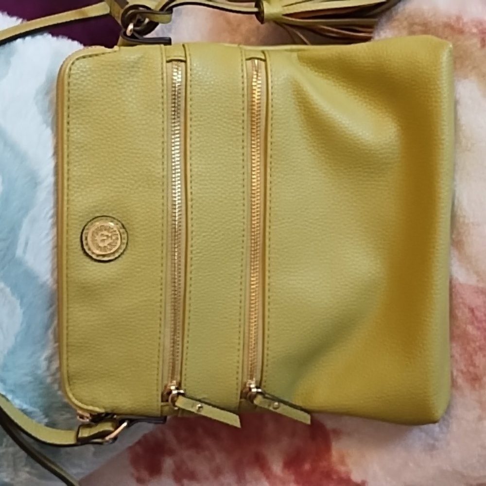Anne Klein Lime Green 💚 Crossbody Bag